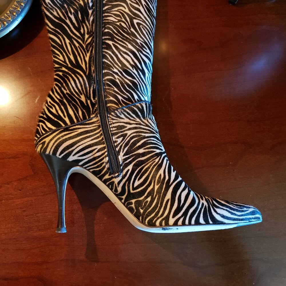 Cole Haan Zebra Print Boots • Style D17818 • Women’s 9.5 - Picture 15 of 15